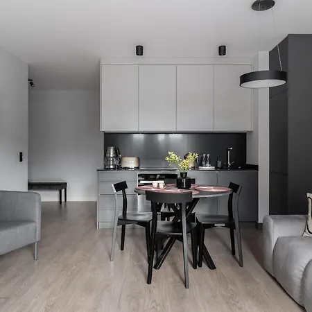 Lion - Scala Center Apartments&parking Iib